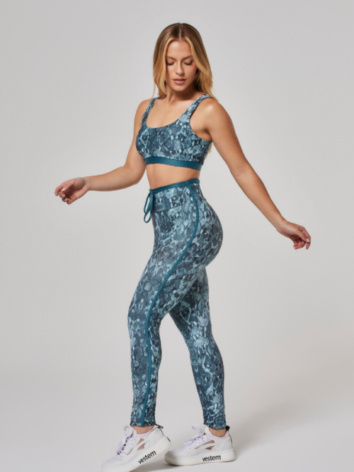 Conjunto Empina Bumbum Estampado Wild Enchant Verde Esmeralda